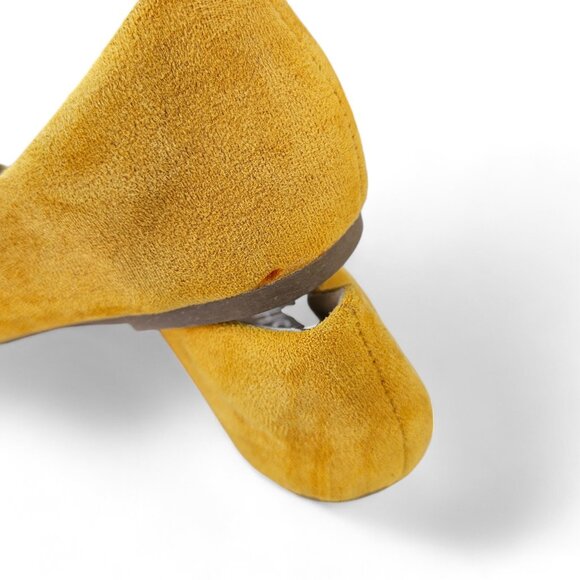 Musshoe Pointed Toe Women's Flats Size 7 Mustard NIB Bow on Toes - Picture 5 of 9